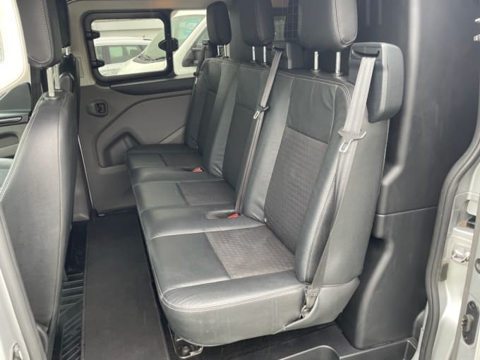 2025 Ford Transit Custom