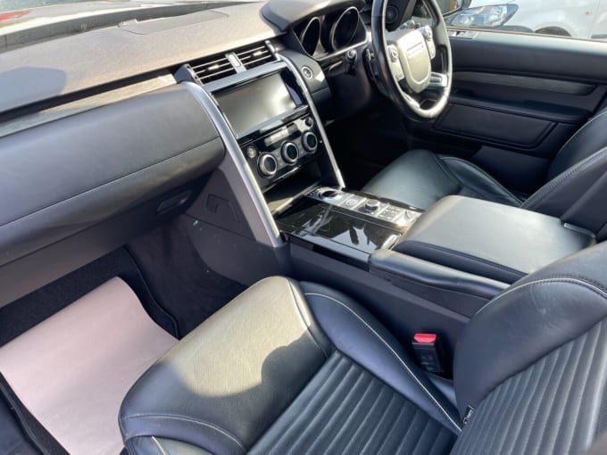 2025 Land Rover Discovery