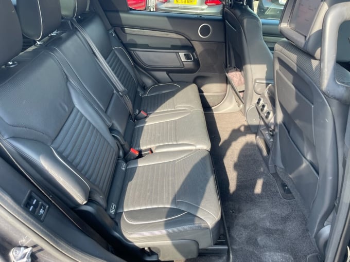 2025 Land Rover Discovery