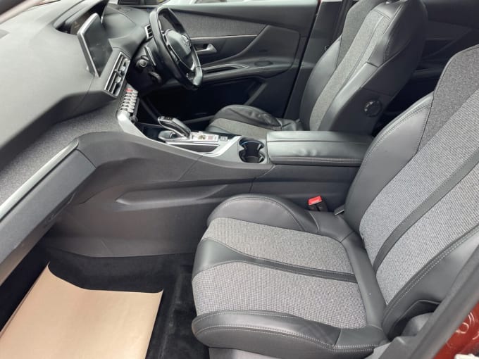 2025 Peugeot 3008