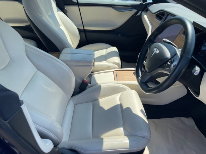 2025 Tesla Model S