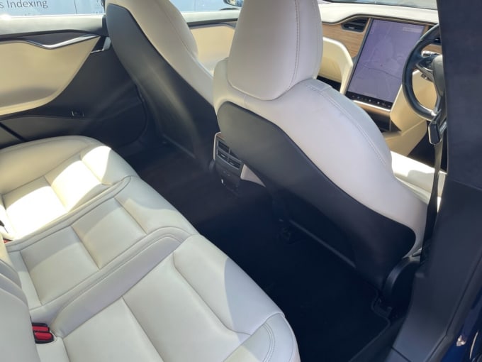 2025 Tesla Model S