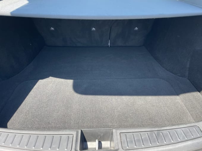 2025 Tesla Model S