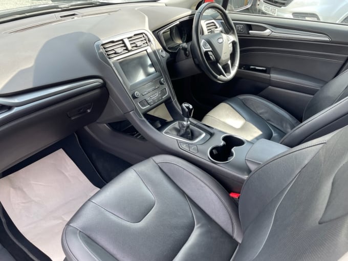 2025 Ford Mondeo