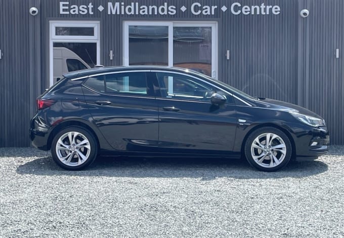 2025 Vauxhall Astra