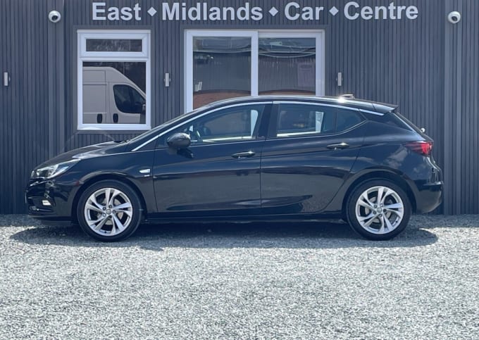 2025 Vauxhall Astra