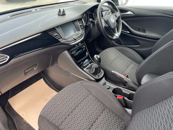 2025 Vauxhall Astra