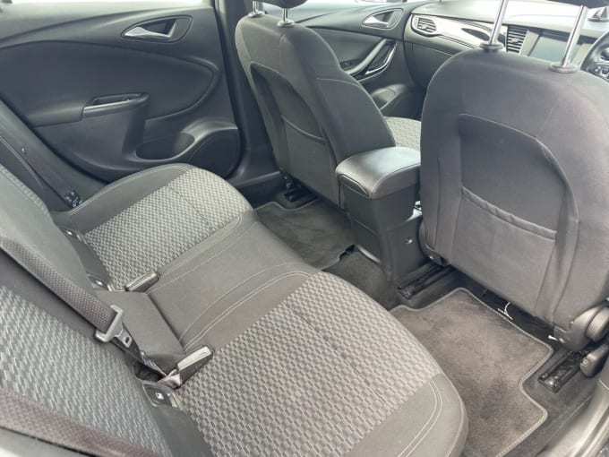 2025 Vauxhall Astra