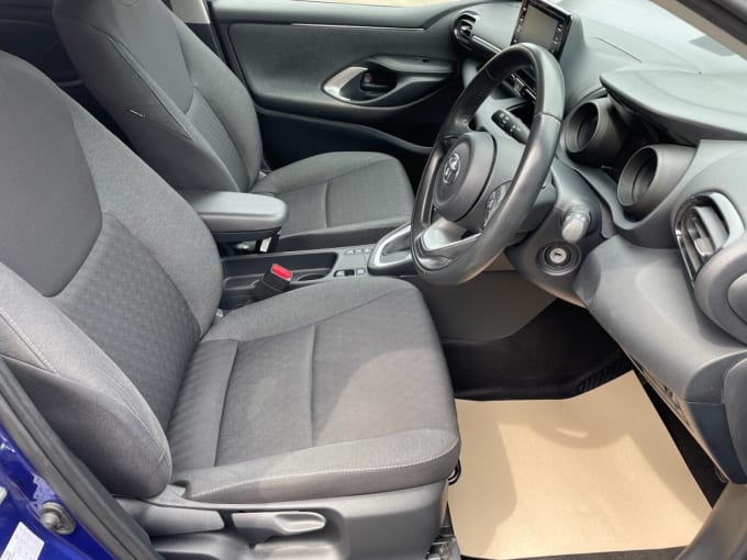 2025 Toyota Yaris