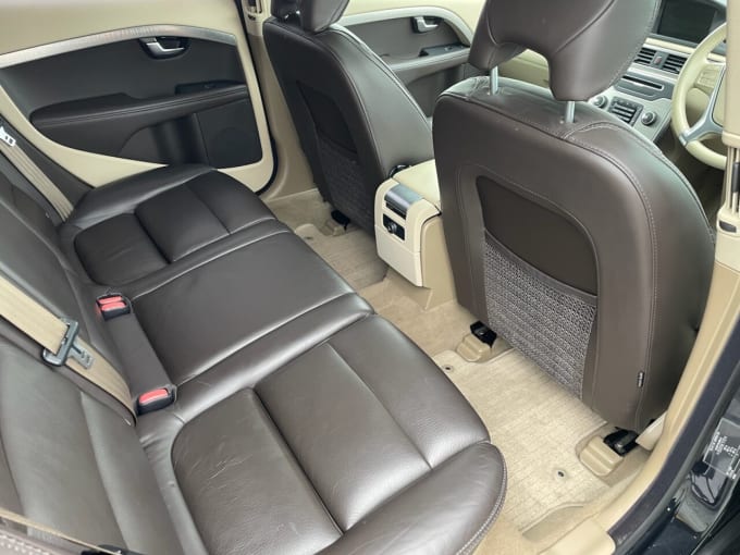 2025 Volvo Xc70