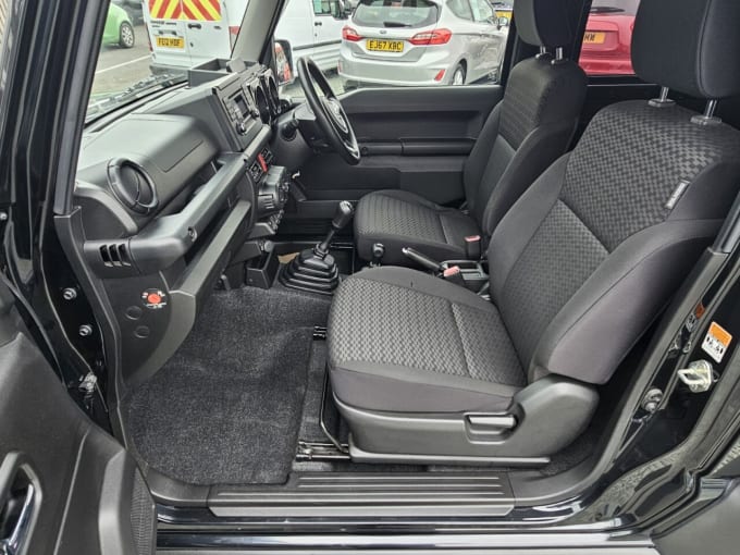 2025 Suzuki Jimny
