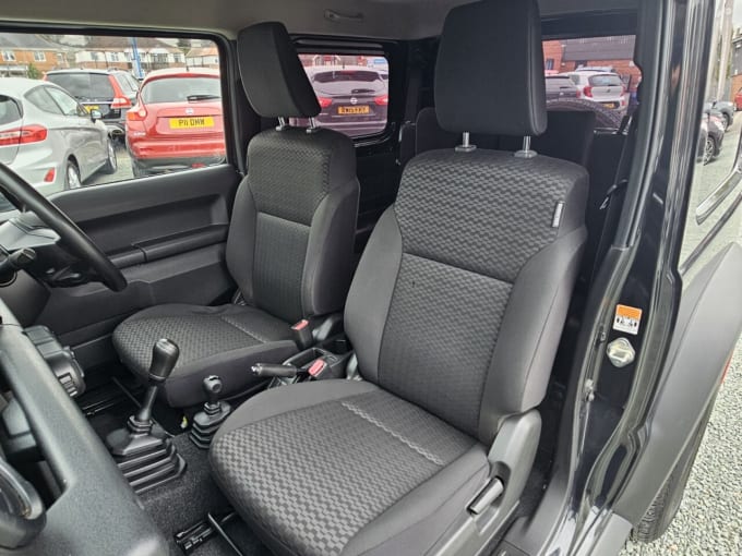 2025 Suzuki Jimny