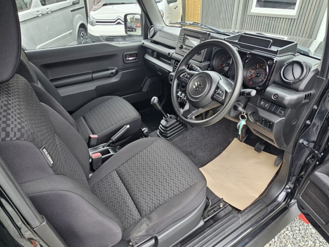 2025 Suzuki Jimny