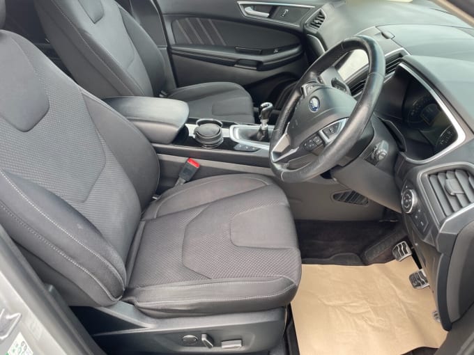 2025 Ford Edge