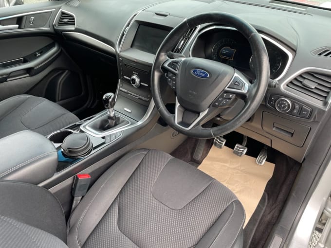 2025 Ford Edge