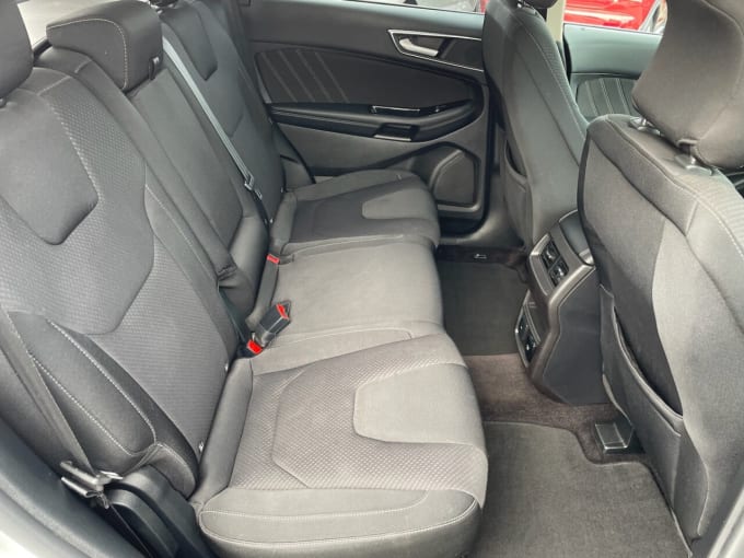 2025 Ford Edge