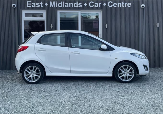 2025 Mazda Mazda2