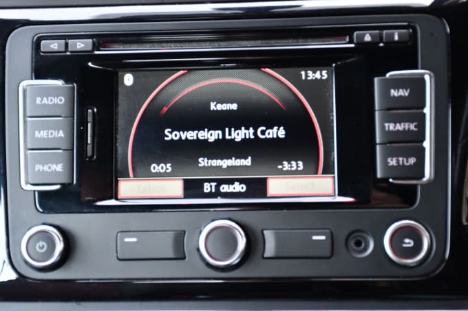 2025 Volkswagen Beetle