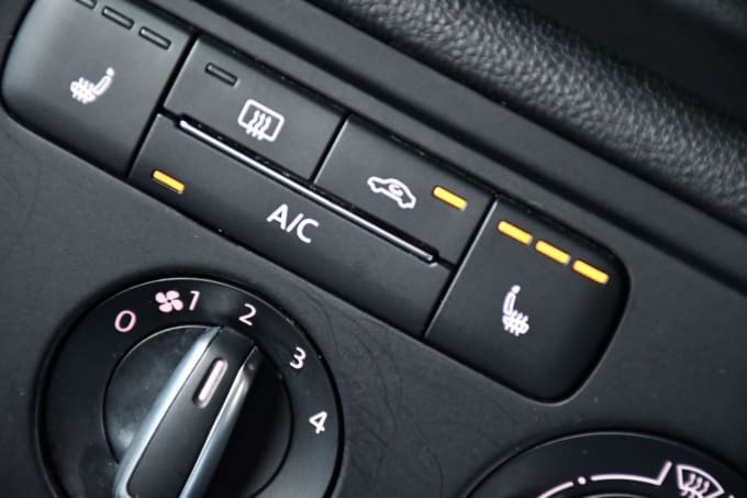 2025 Volkswagen Beetle