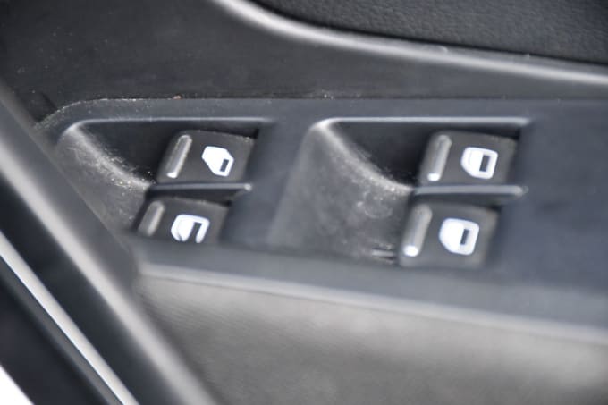 2025 Volkswagen Beetle