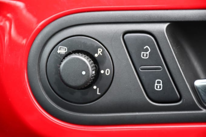 2025 Volkswagen Beetle