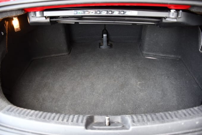 2025 Volkswagen Beetle