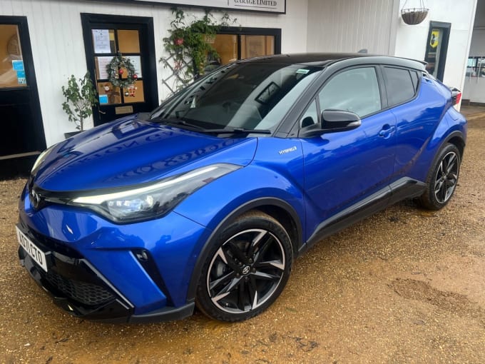 2025 Toyota C-hr