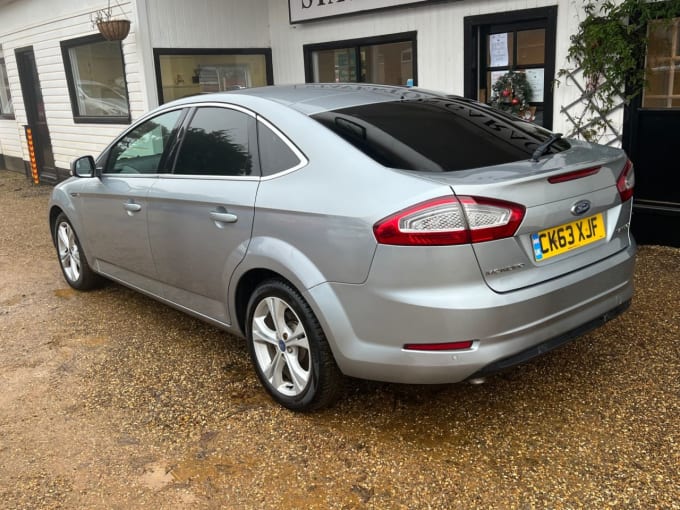 2025 Ford Mondeo