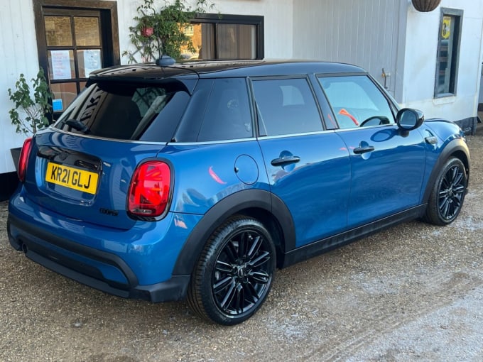 2025 Mini Hatch