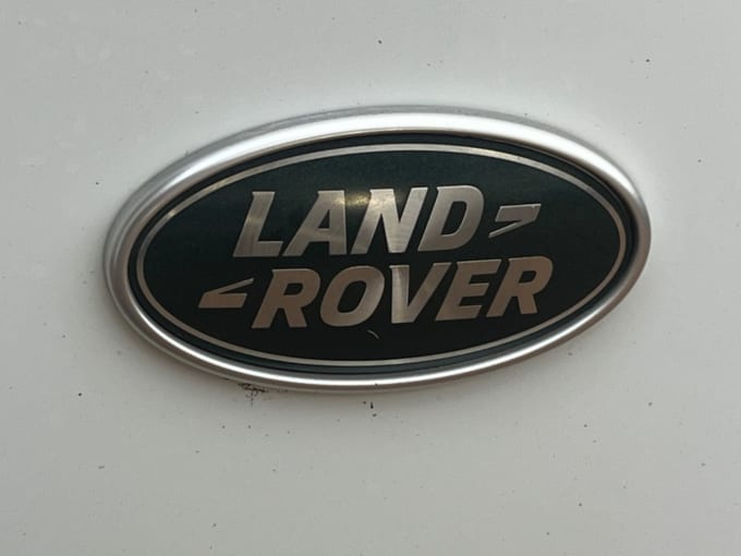 2025 Land Rover Range Rover Velar