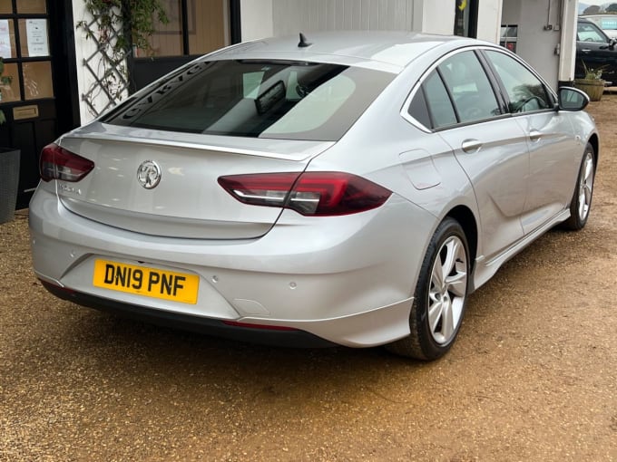 2025 Vauxhall Insignia