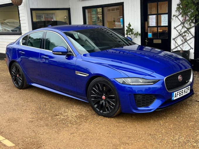 2025 Jaguar Xe