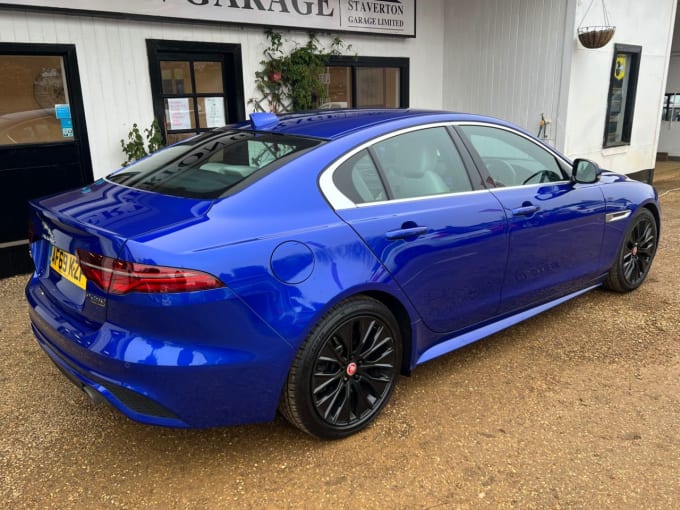 2025 Jaguar Xe