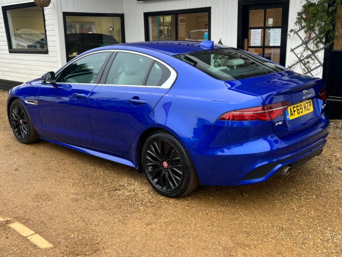 2025 Jaguar Xe