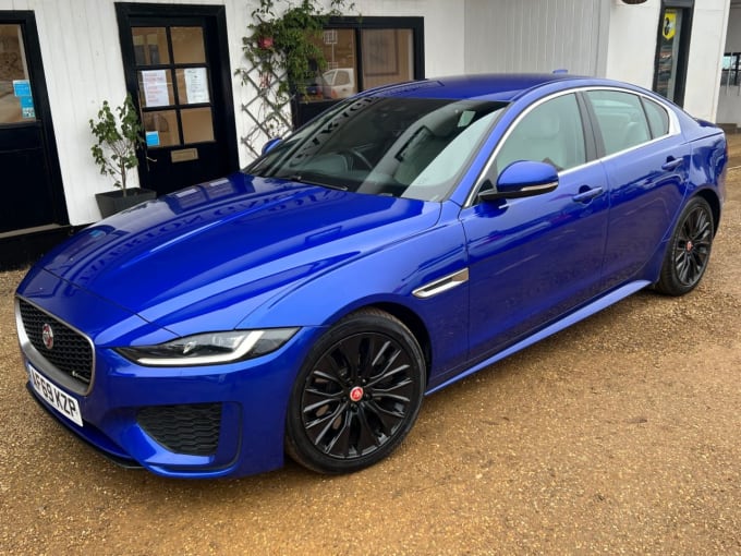 2025 Jaguar Xe