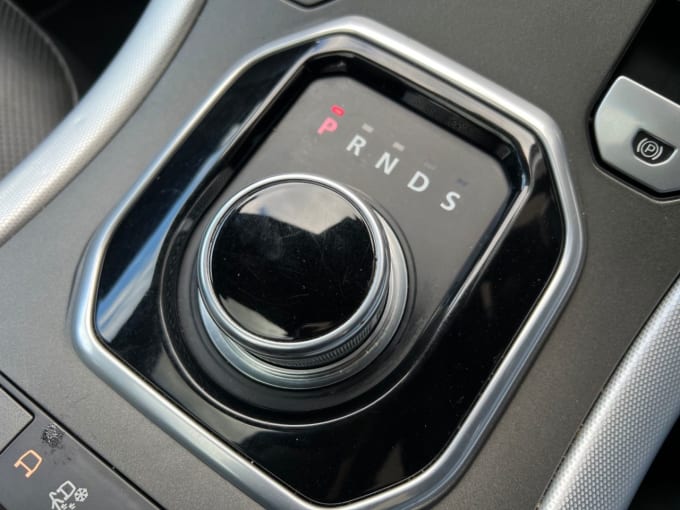 2025 Land Rover Range Rover Evoque