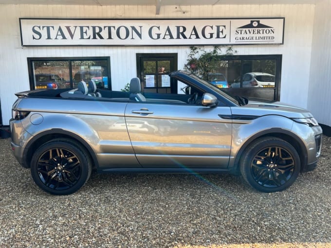 2025 Land Rover Range Rover Evoque