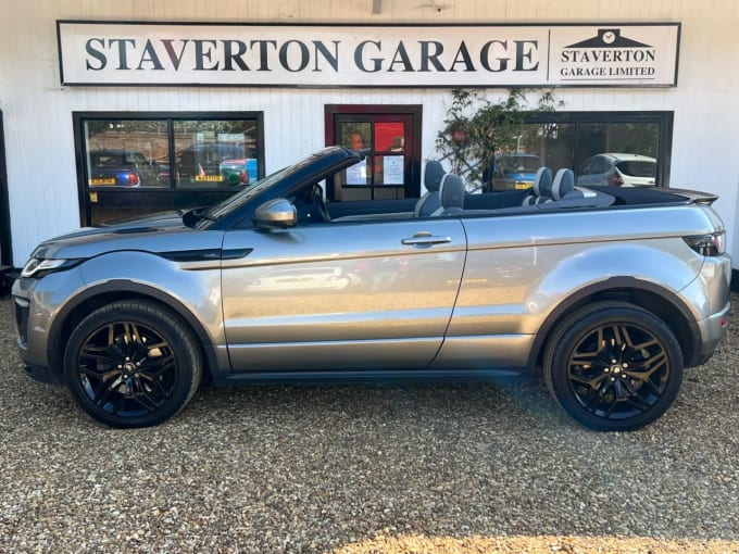 2025 Land Rover Range Rover Evoque