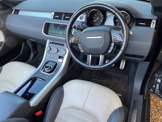 2025 Land Rover Range Rover Evoque