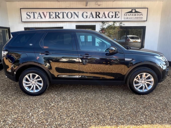2025 Land Rover Discovery Sport
