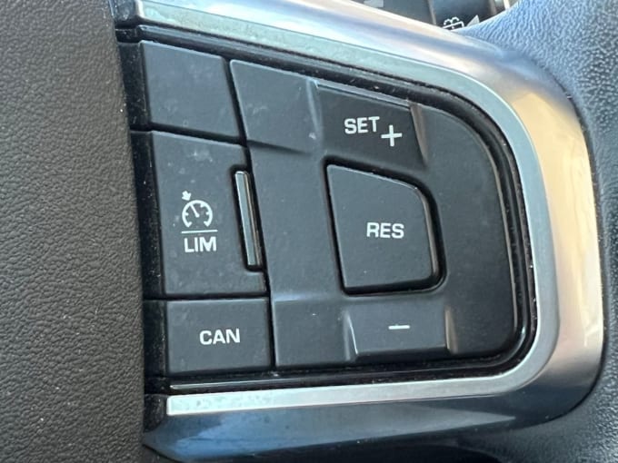 2025 Land Rover Discovery Sport
