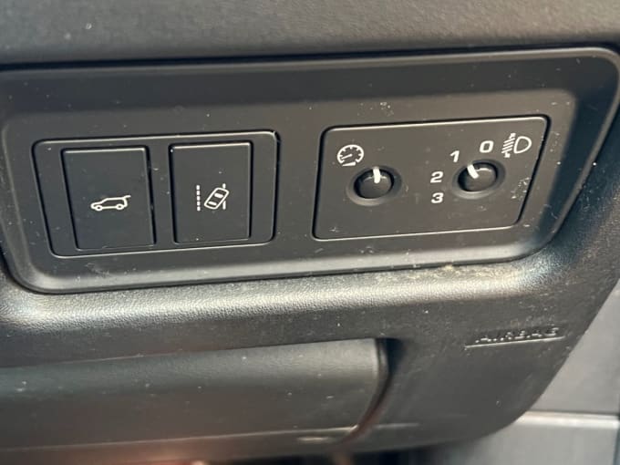 2025 Land Rover Discovery Sport