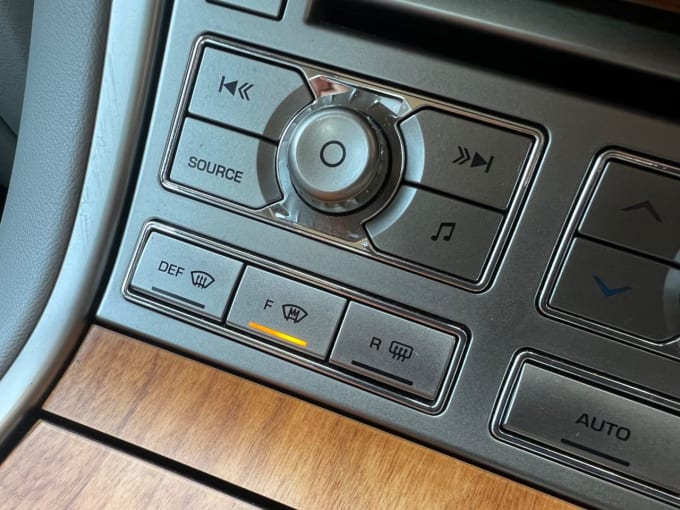 2025 Jaguar Xf