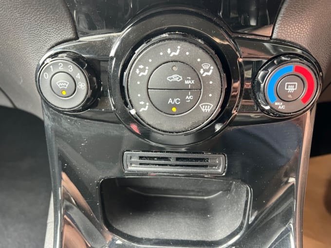 2025 Ford Fiesta