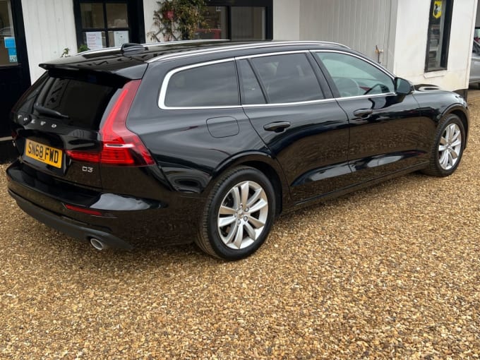 2025 Volvo V60