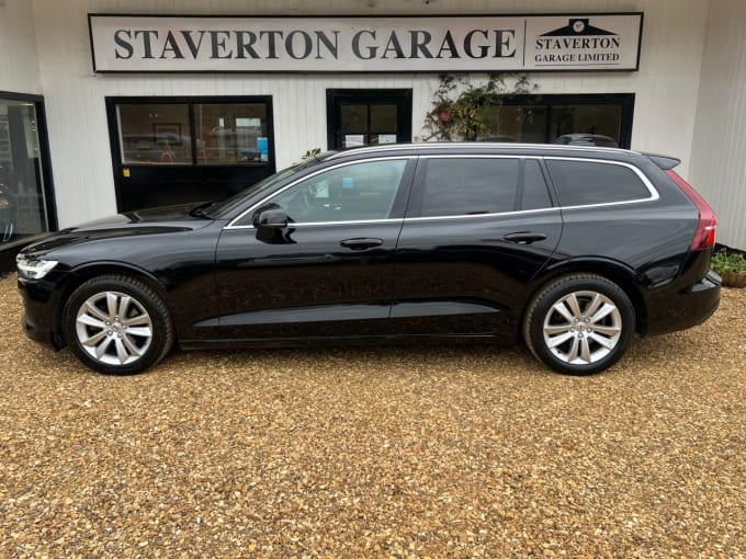 2025 Volvo V60