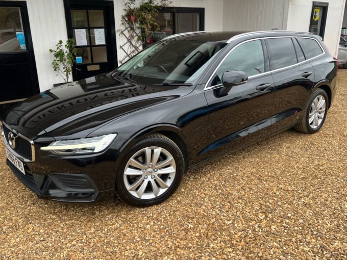 2025 Volvo V60