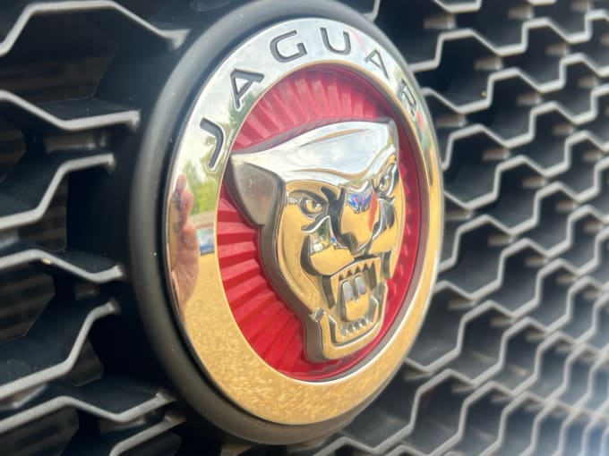 2025 Jaguar F-pace
