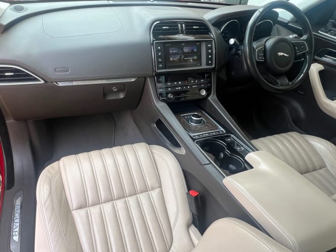 2025 Jaguar F-pace
