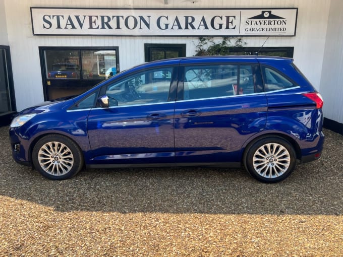 2025 Ford Grand C-max